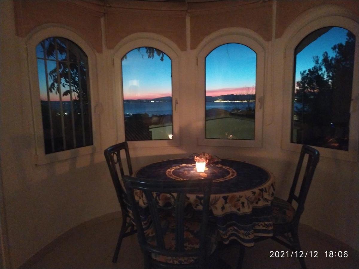 Casa Jazmin Villa Roses Buitenkant foto
