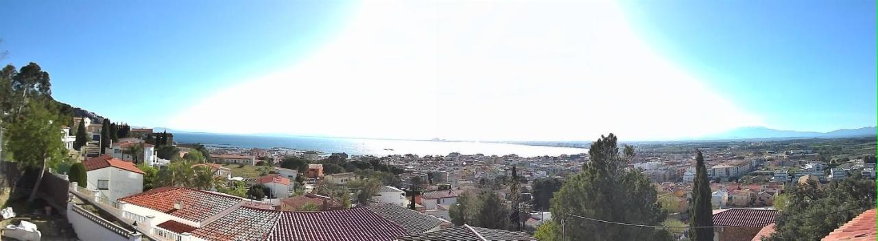 Casa Jazmin Villa Roses Buitenkant foto